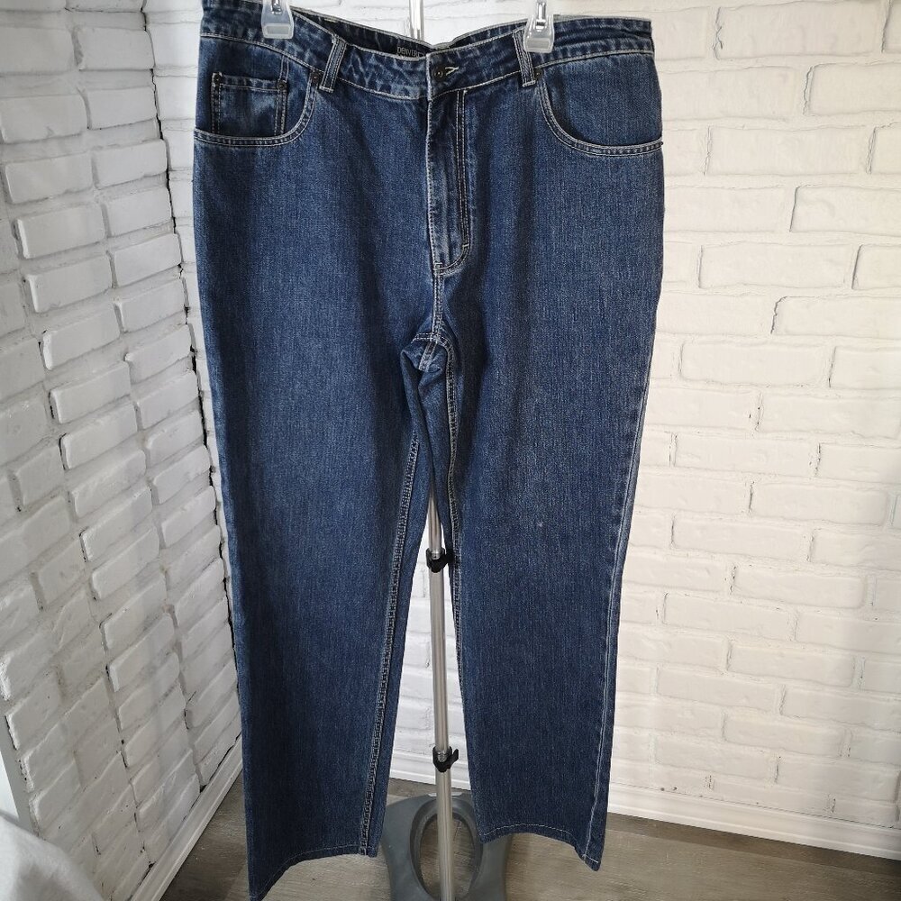 Denver Hayes Flextech Men's Size 38 Medium Wash Relaxed Tapered Leg Blue Jeans